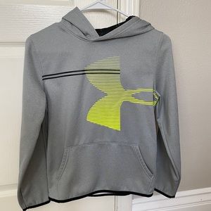 Under Armour sweatshirt